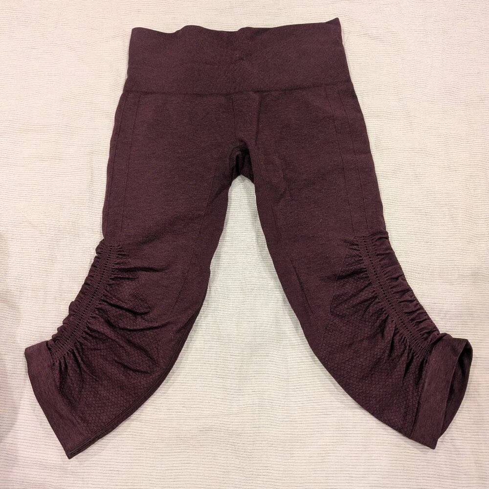 Lululemon Cropped Yoga Leggings - Size 4